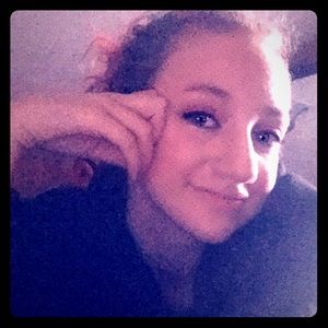 Meet your Posher, Justine